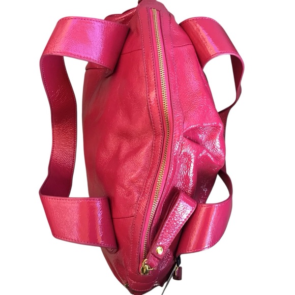 Gaya Pink Patent Leather Shoulder Bag - Picture 8 of 16